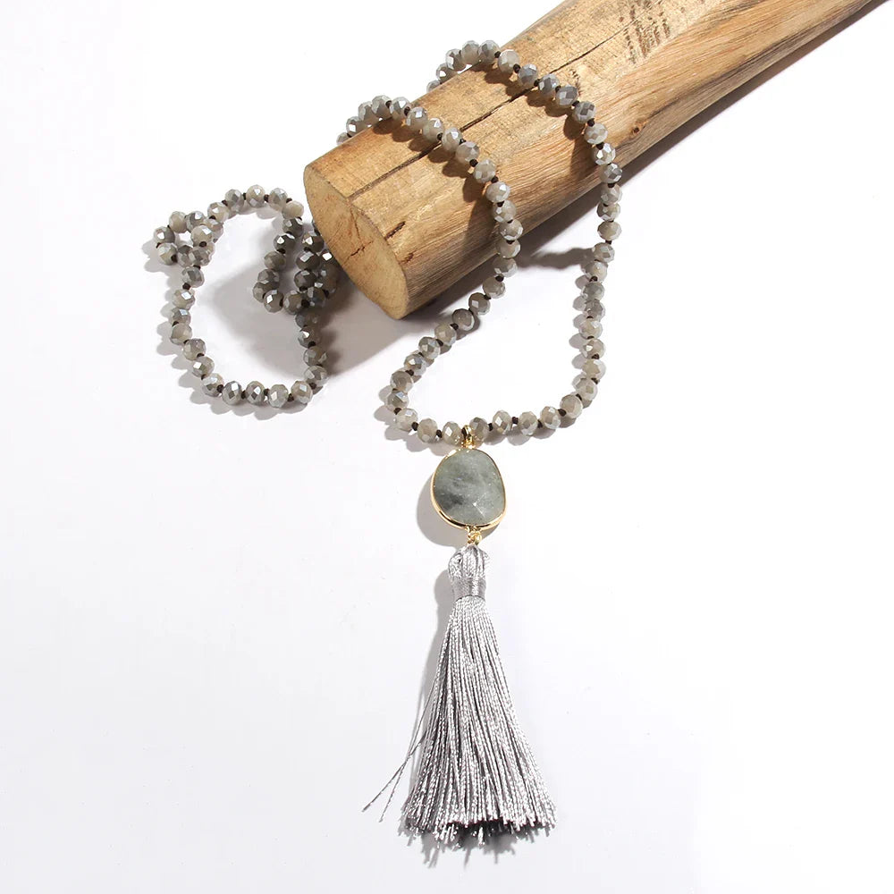 Colar Japamala Boho Cristal e Tassel